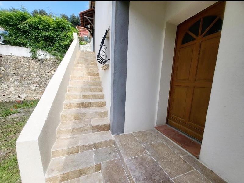 Maison traditionnelle - 172 m² - 6 pièces