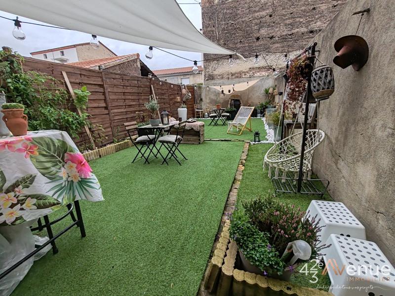 Immeuble - 200 m² - 12 pièces