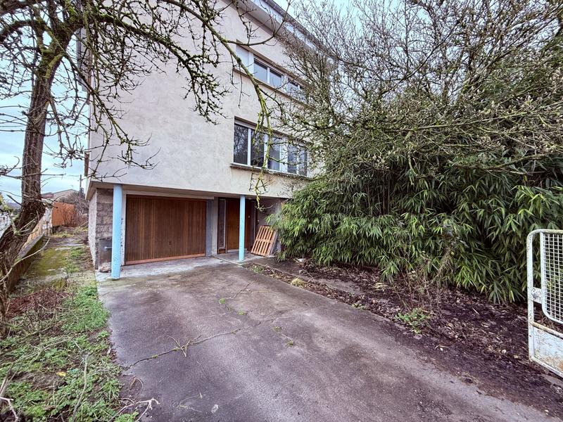 Maison - 160 m² - 6 pièces