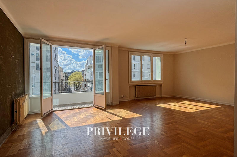 Appartement - 100 m² - 4 pièces