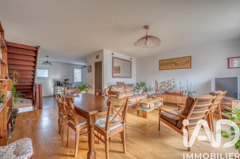 Maison - 101 m² - 5 pièces