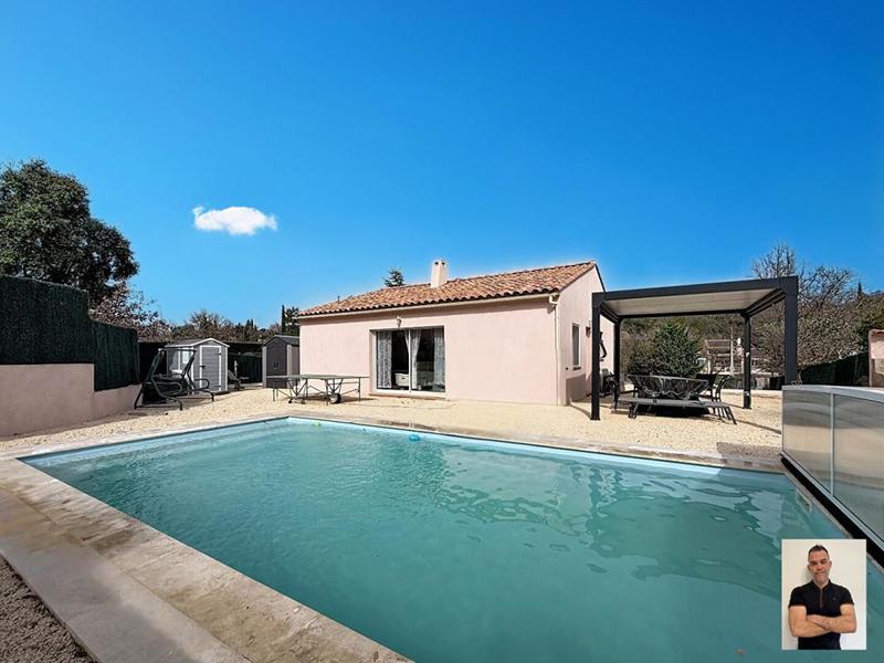 Maison - 85 m² - 3 pièces