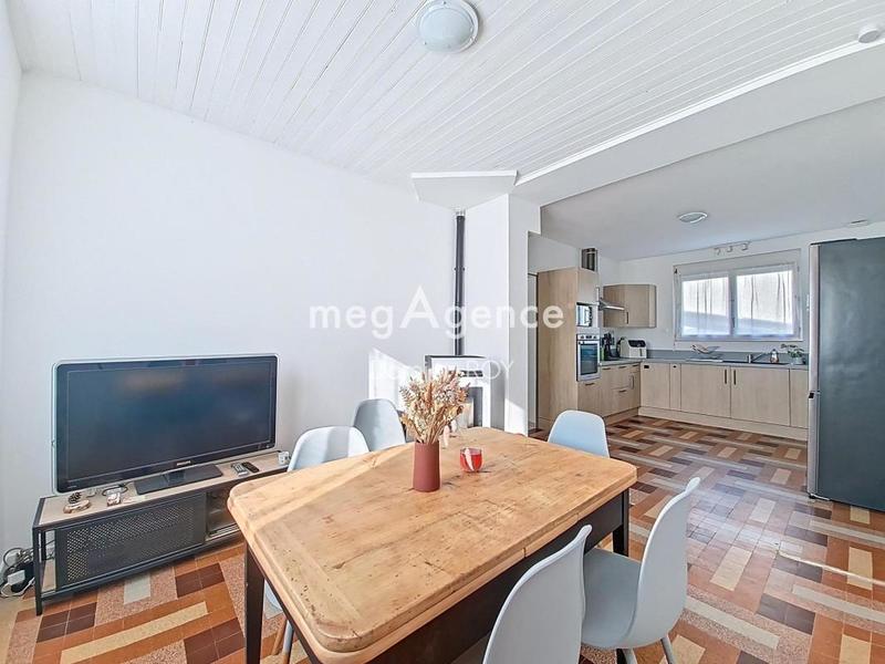 Maison - 104 m² - 5 pièces