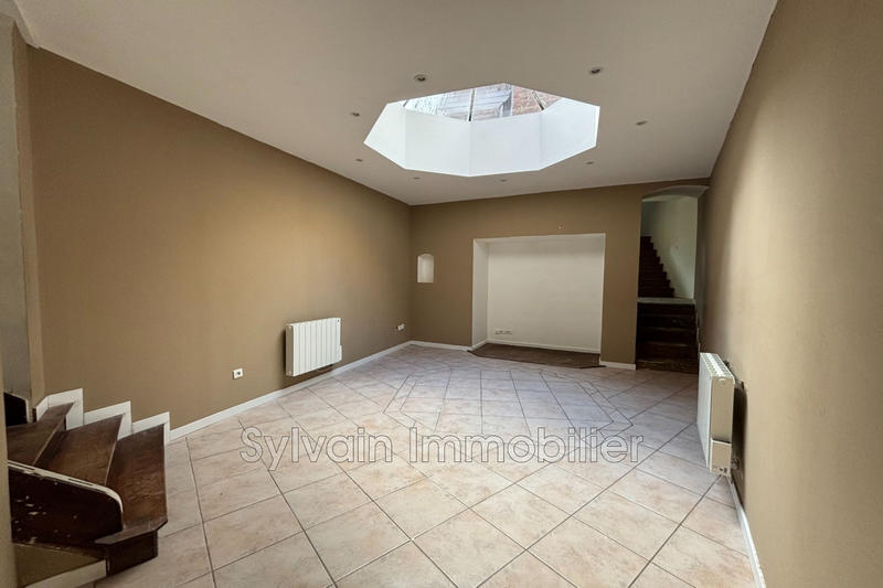 Maison - 153 m² - 8 pièces