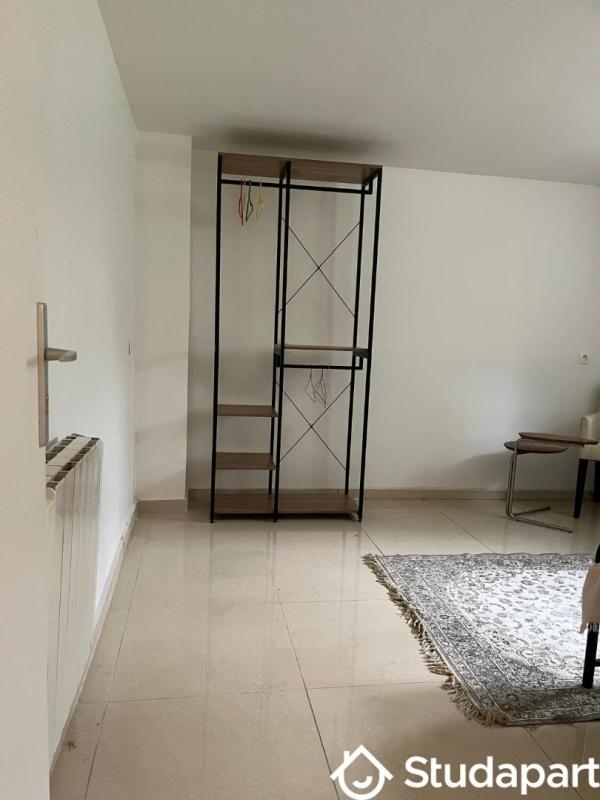 Chambre - 55 m² - 1 pièce