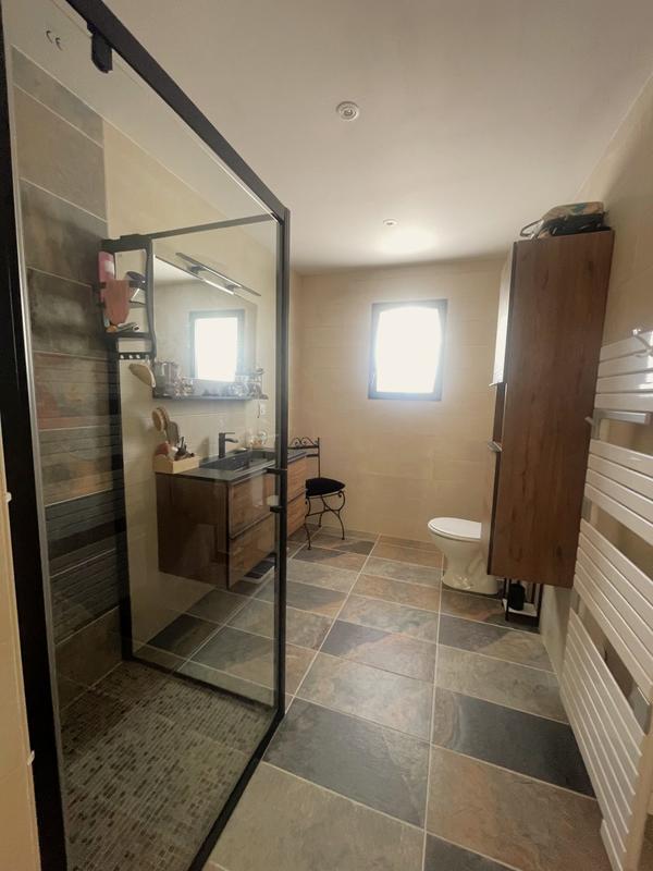 Maison - 96 m² - 4 pièces