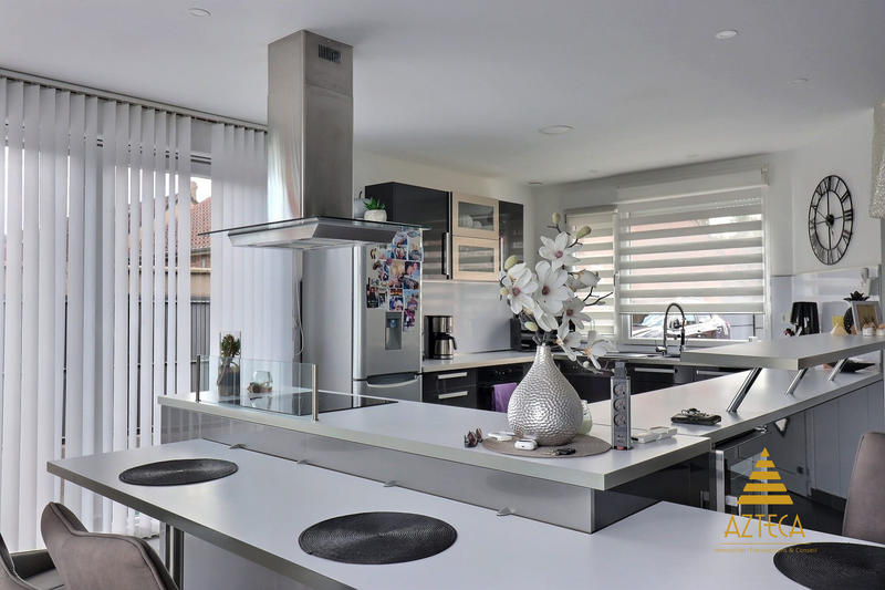 Maison - 150 m² - 5 pièces