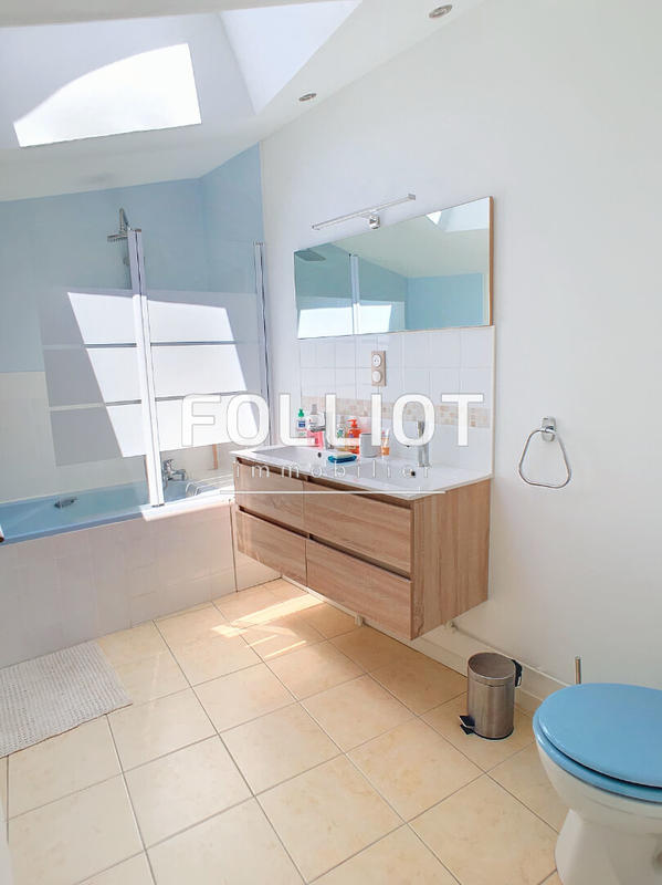 Maison - 110 m² - 4 pièces