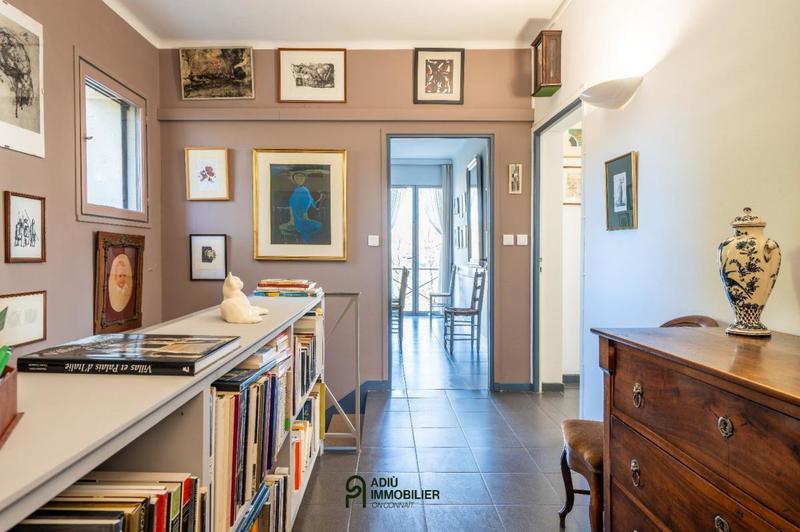 Maison de ville - 246 m² - 7 pièces