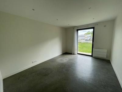 Local d'activité / Entrepôt - 160 m²