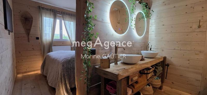 Maison - 126 m² - 8 pièces