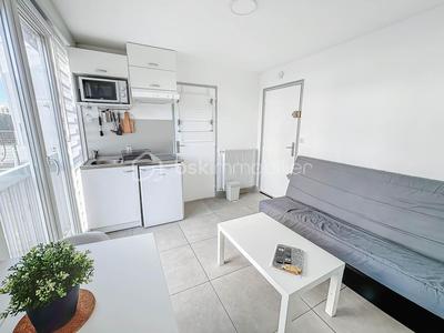 Studio - 14 m² - 1 pièce