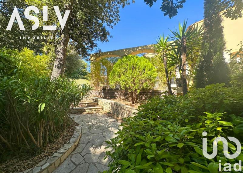 Maison de maîtres - 222 m² - 6 pièces