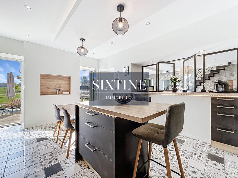 Ferme - 302 m² - 8 pièces