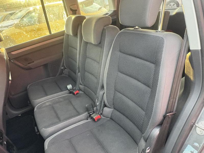 Volkswagen Touran 1.6 Tdi 105 Cv Conforline Boite Auto