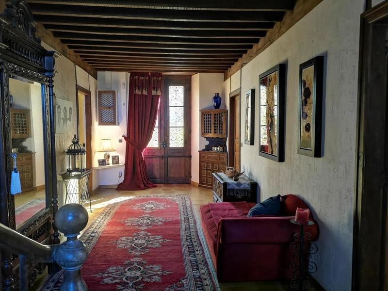 Maison de domaine équestre - 425 m² - 12 pièces