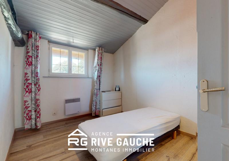 Maison - 196 m² - 7 pièces