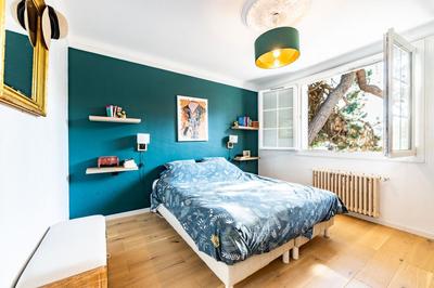 Maison - 195 m² - 9 pièces