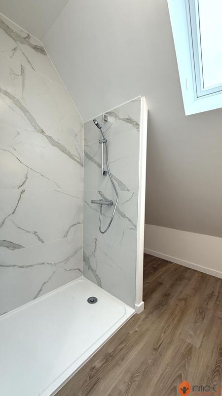 Appartement - 122 m² - 5 pièces