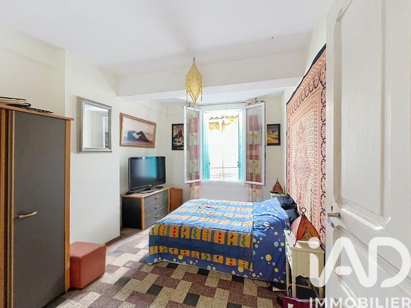 Maison - 280 m² - 8 pièces