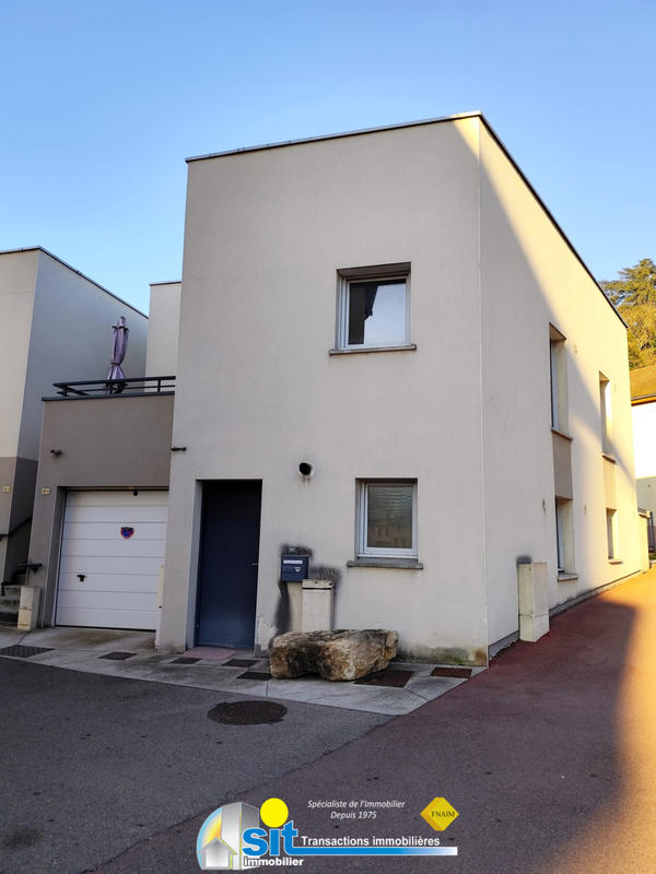 Appartement - 65 m² - 3 pièces