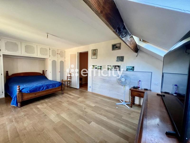 Maison - 136 m² - 5 pièces