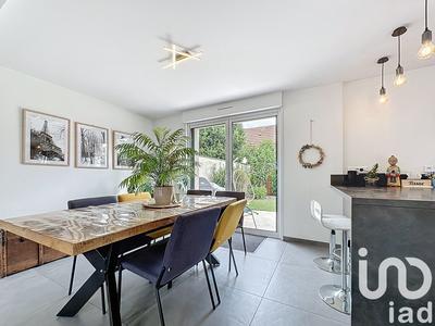 Maison - 102 m² - 6 pièces