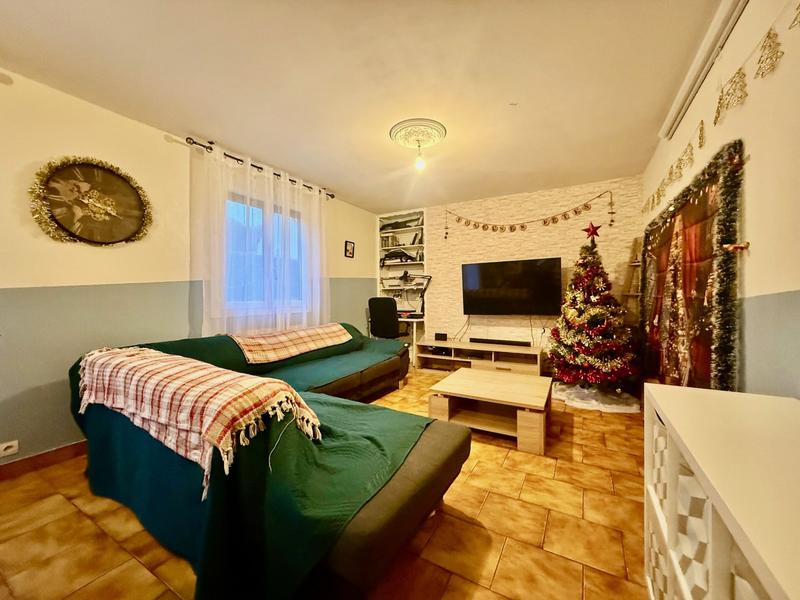 Maison traditionnelle - 95 m² - 5 pièces