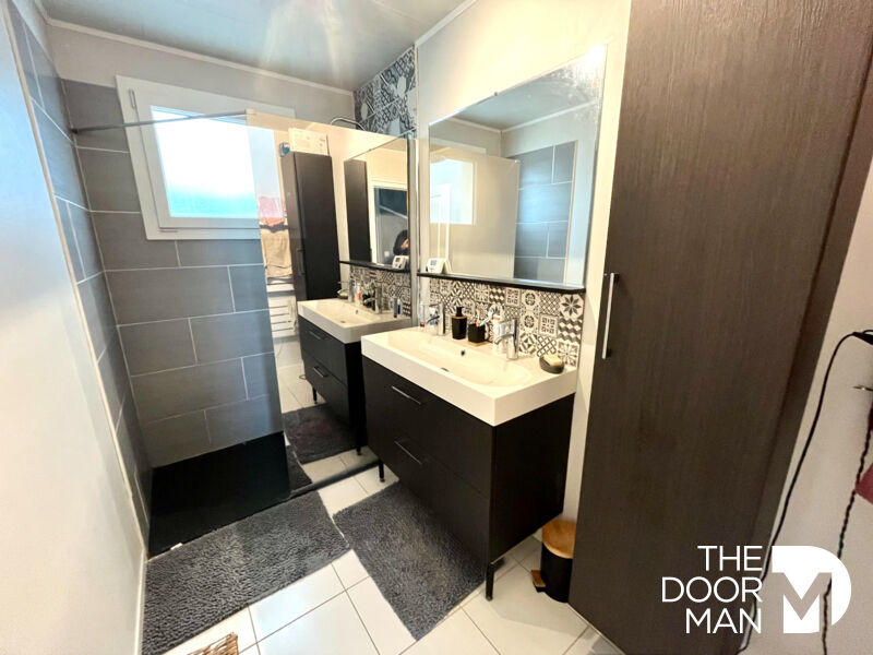 Maison - 123 m² - 5 pièces