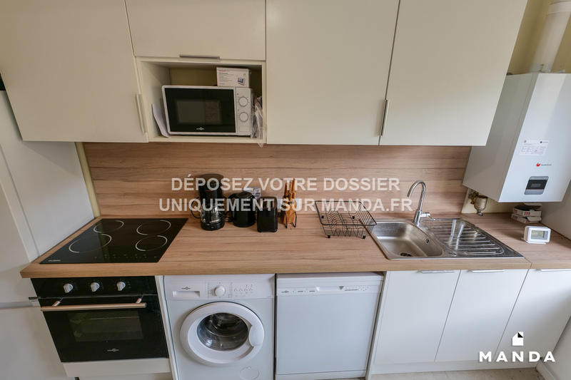 Chambre - 11 m² - 4 pièces