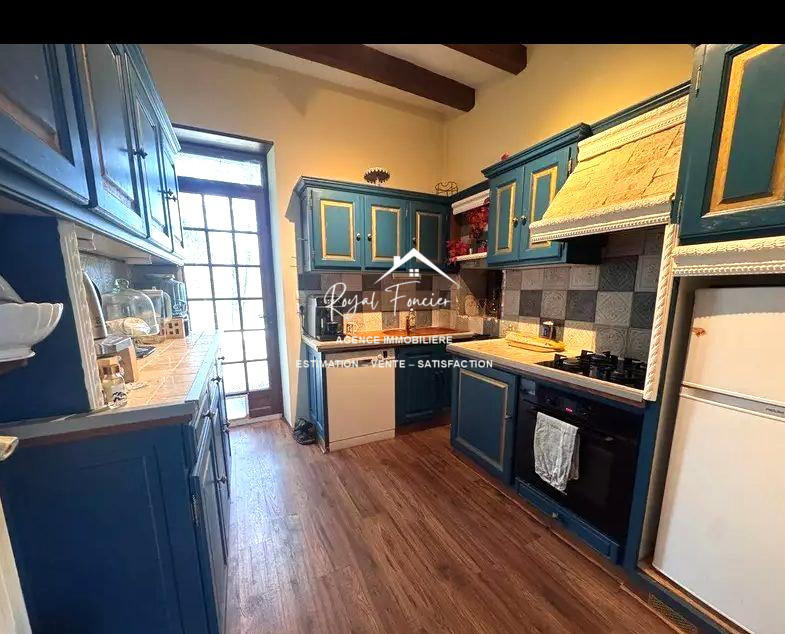 Maison ancienne - 280 m² - 6 pièces