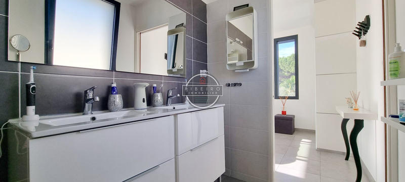 Villa - 150 m² - 5 pièces