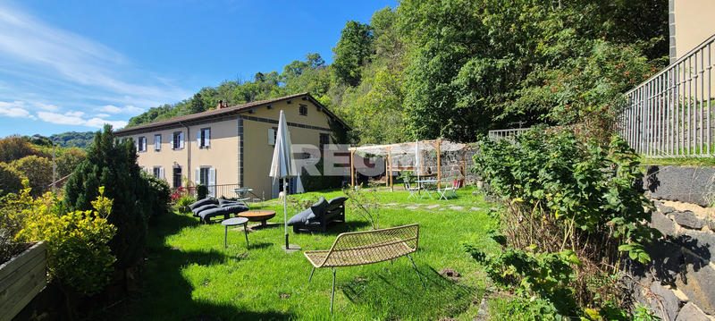 Villa - 320 m² - 13 pièces