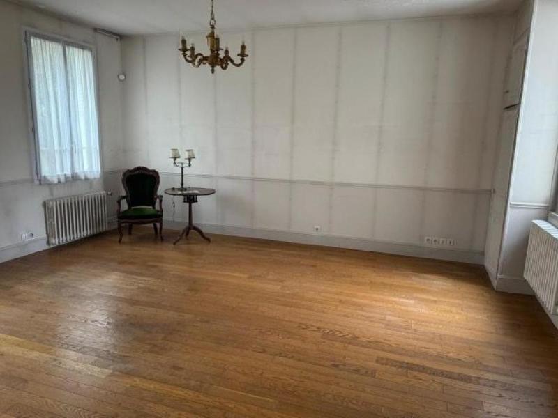 Maison - 207 m² - 8 pièces