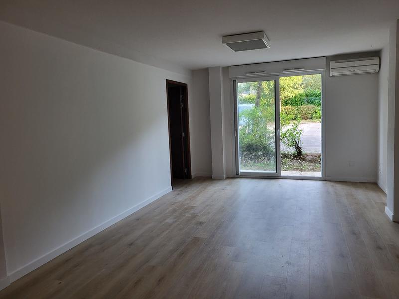 Bureau - 41 m² - 4 pièces