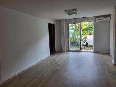 Bureau - 41 m² - 4 pièces