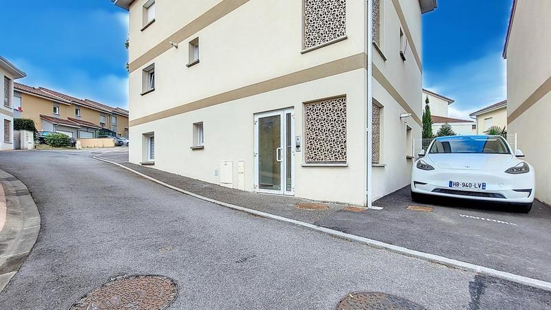 Appartement - 76 m² - 4 pièces