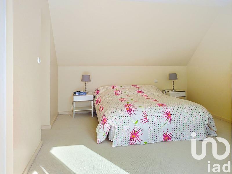 Maison - 227 m² - 8 pièces