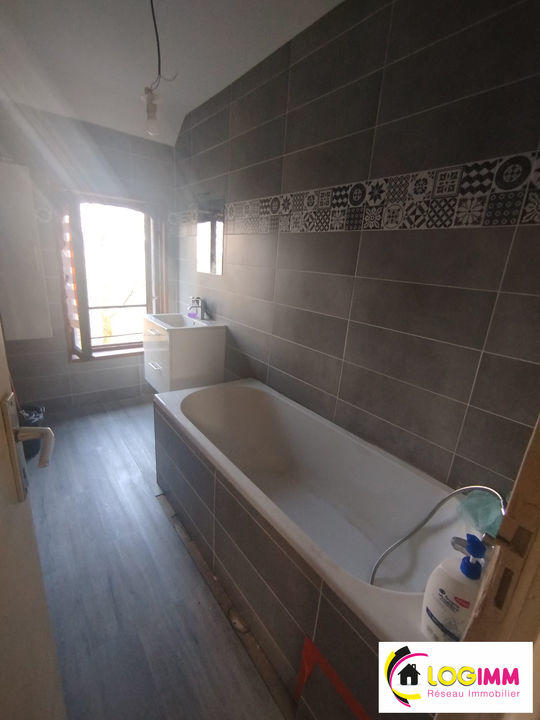 Maison de ville - 85 m² - 5 pièces