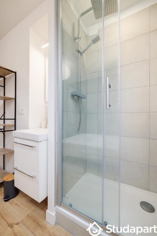 Chambre - 9 m² - 1 pièce