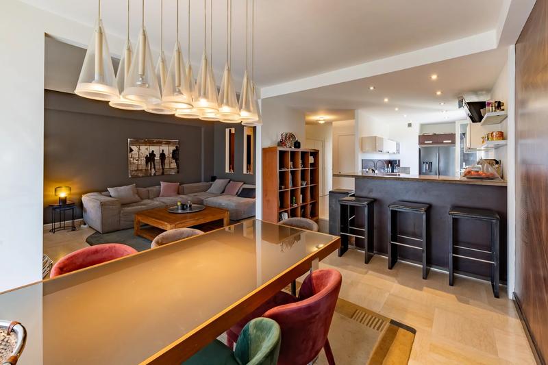 Appartement - 100 m² - 4 pièces