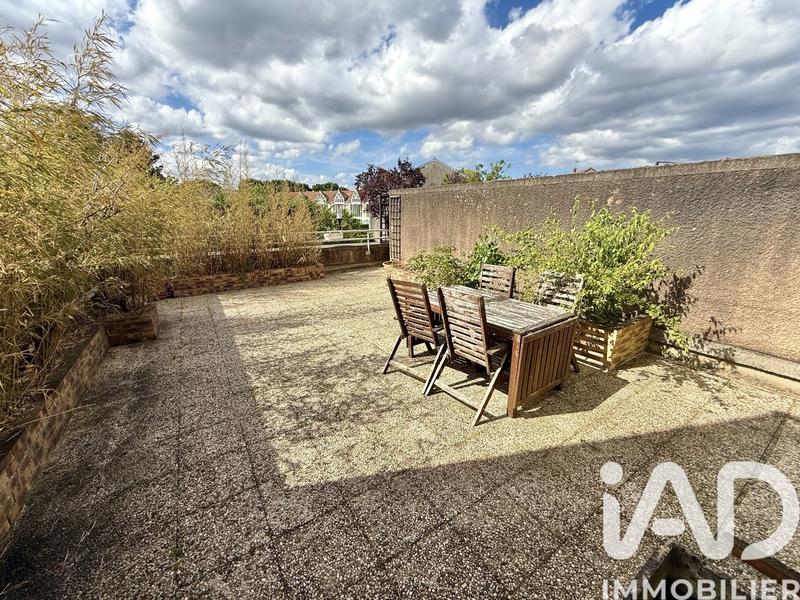 Maison - 81 m² - 4 pièces