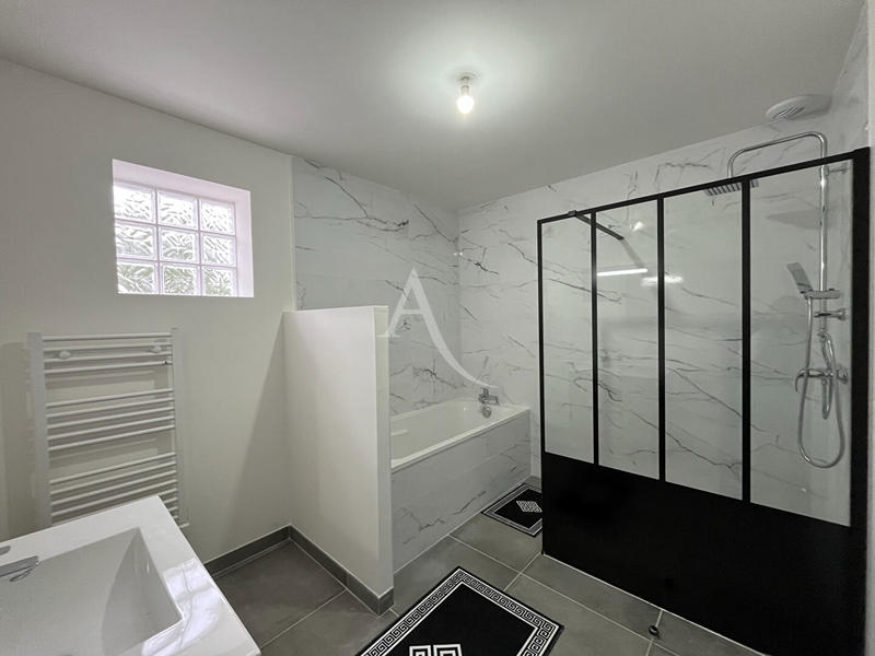 Maison - 115 m² - 4 pièces