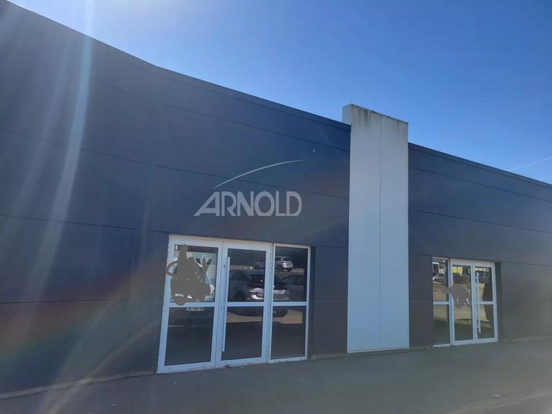 Local d'activités - 410 m²