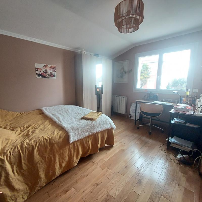 Maison - 184 m² - 5 pièces