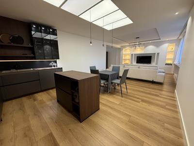 Appartement - 111 m² - 4 pièces