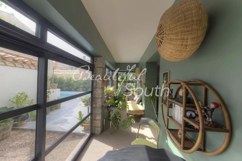 Maison chambre d'hôtes - 305 m² - 8 pièces