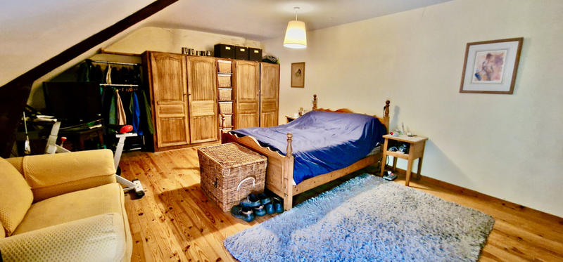 Maison - 200 m² - 6 pièces