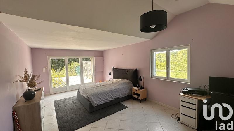 Maison - 239 m² - 8 pièces