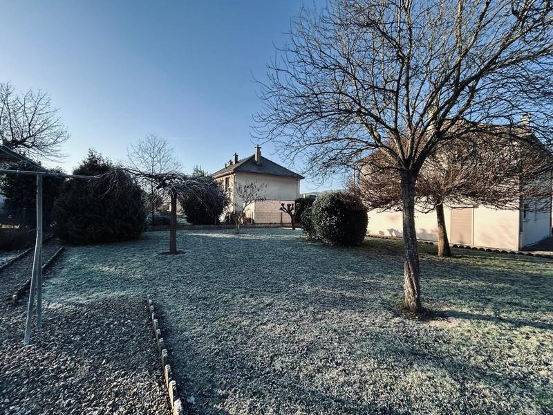 Maison - 93 m² - 4 pièces